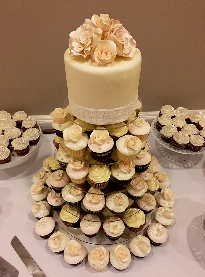 Willow Cakes & Pastries 5-Tier Wedding Cake with fine detail