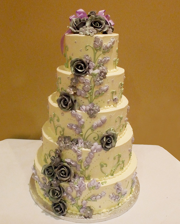 Willow Cakes & Pastries 5-Tier Wedding Cake with fine detail