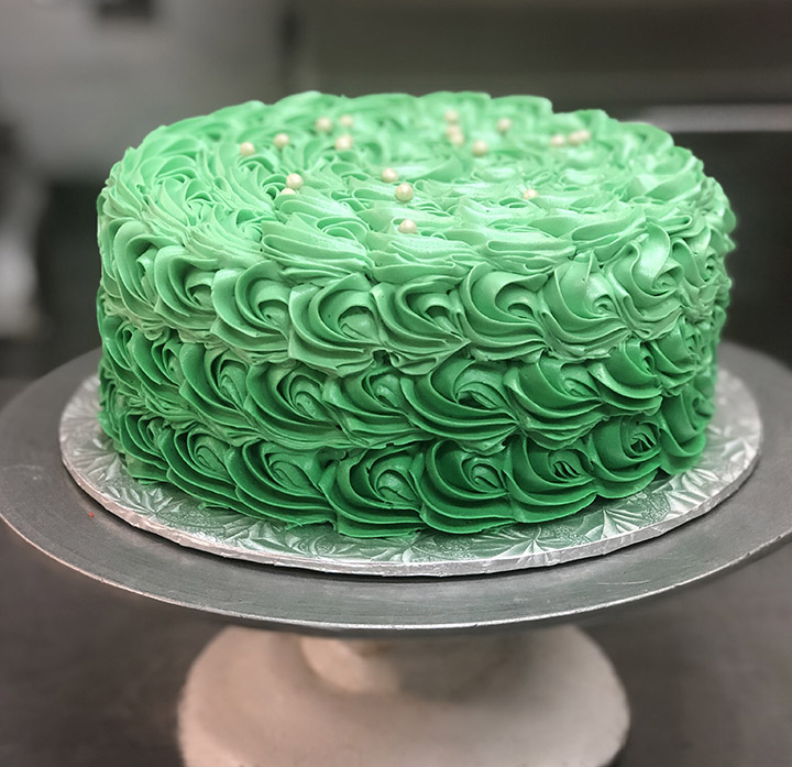 Green St Paddy's Day Pink Pearl Cake